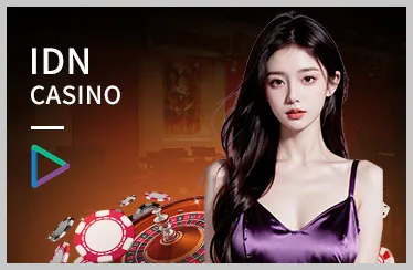 Người hỗ trợ khách hàng với tai nghe